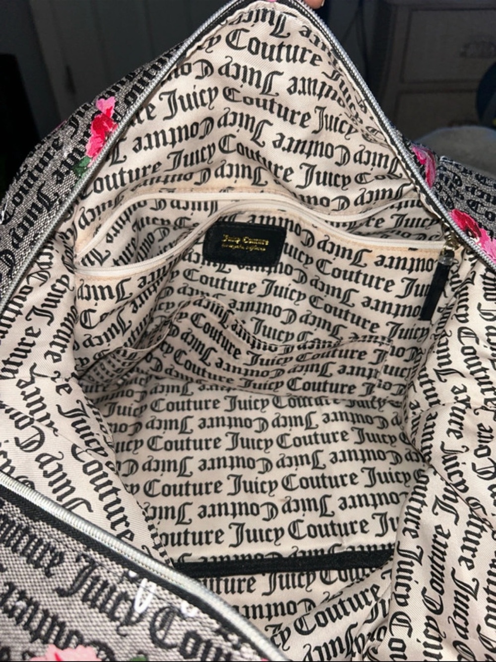 Juicy Couture Gray Floral Travel Bag with Pink Rose Print - Picture 4 of 6